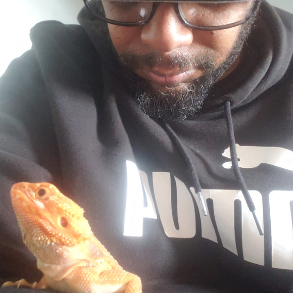 Meet your Posher, Derek - Picture 1 of 1